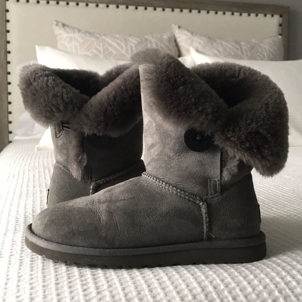 Bailey Button Uggs - image 1